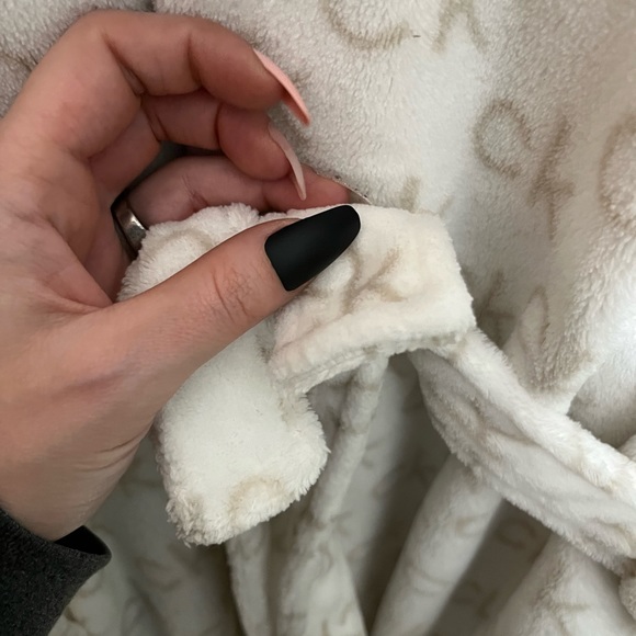 LAST CALL💕 - Picture 7 of 13